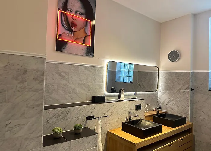 Luxury In Center Of Mitte